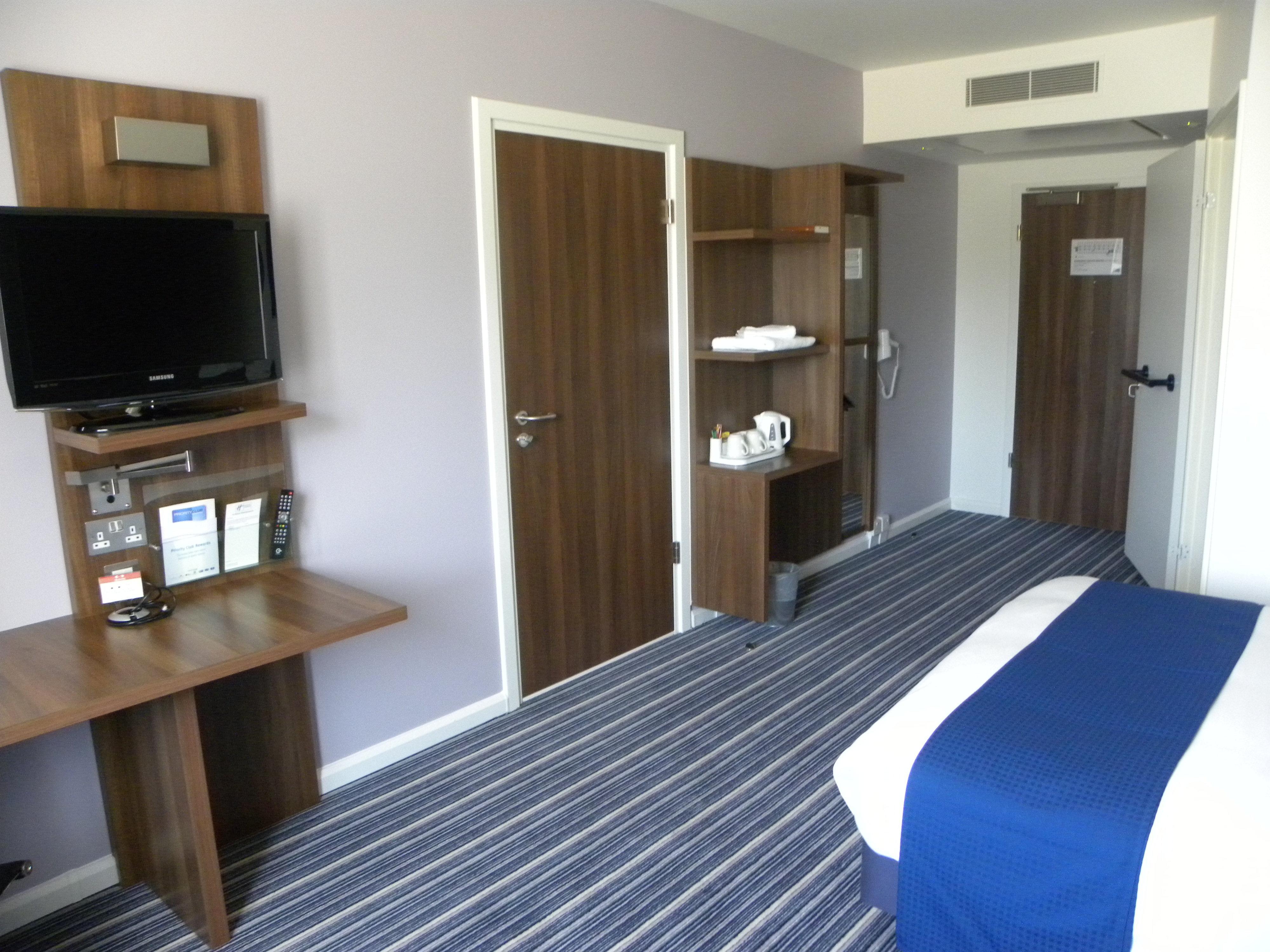 Holiday Inn Express Colchester, An Ihg Hotel Ngoại thất bức ảnh