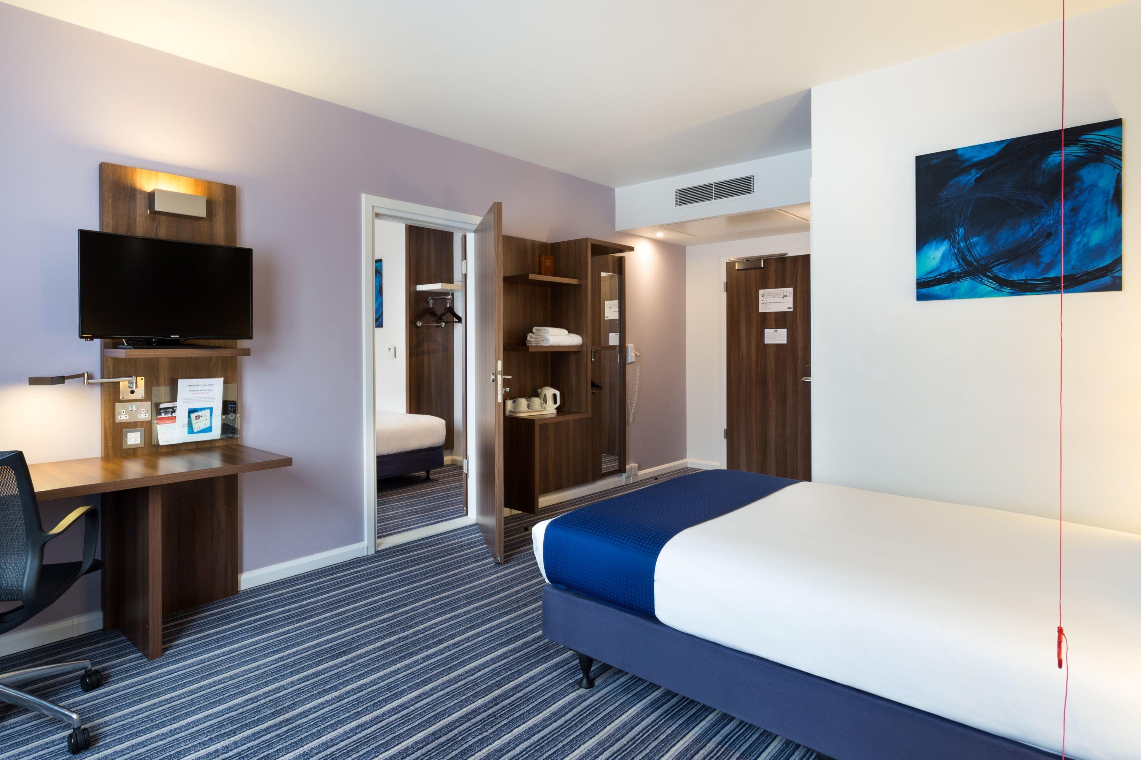 Holiday Inn Express Colchester, An Ihg Hotel Ngoại thất bức ảnh